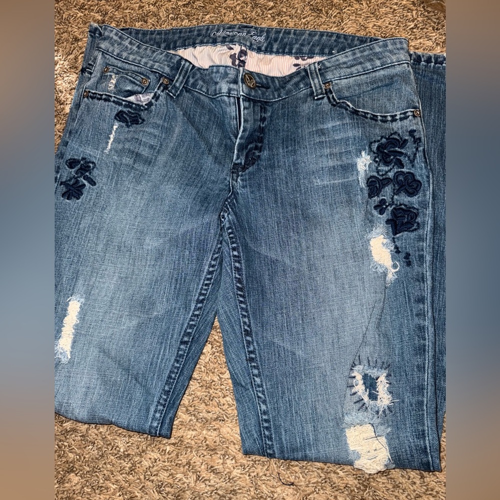 American eagle vintage y2k Embroidered Blue Jeans